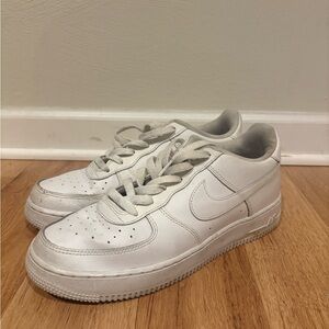 White Nike Air Force 1 Sneakers